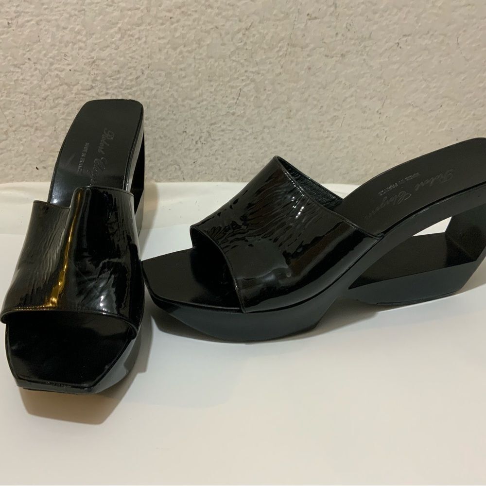 Robert Clergerie Paoli Patent Leather Slip on Cutout Wedge 9.5 - Picture 2 of 13